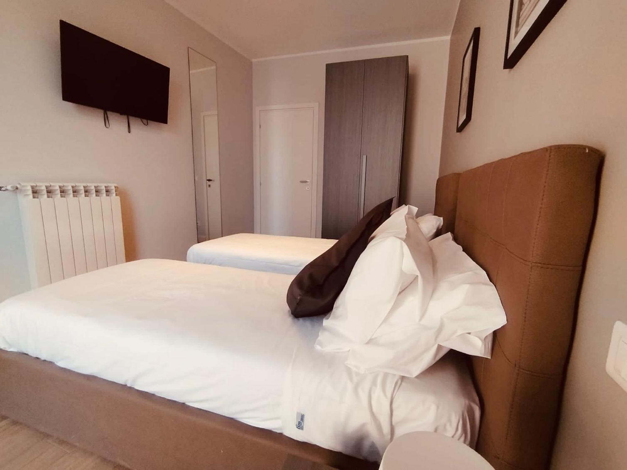 Hh Hermoso Housing Асти Экстерьер фото
